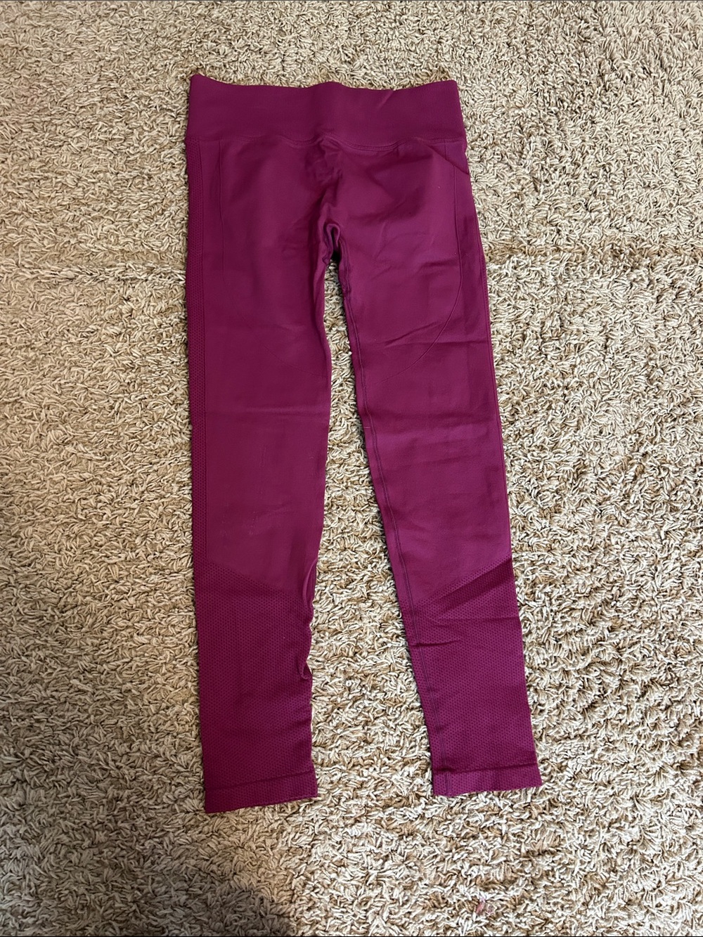 Women’s scrunch butt workout leggings size large